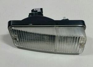 FANALINO ANTERIORE COMPLETO FIAT 132 SX COD. TLF132S